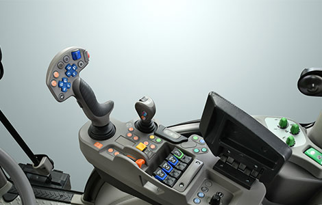 Tracteurs - Les qualités d'un joystick ergonomique